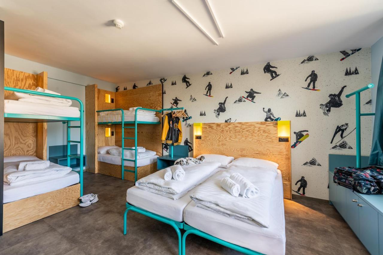 Meininger Hotel Innsbruck Zentrum Exteriör bild