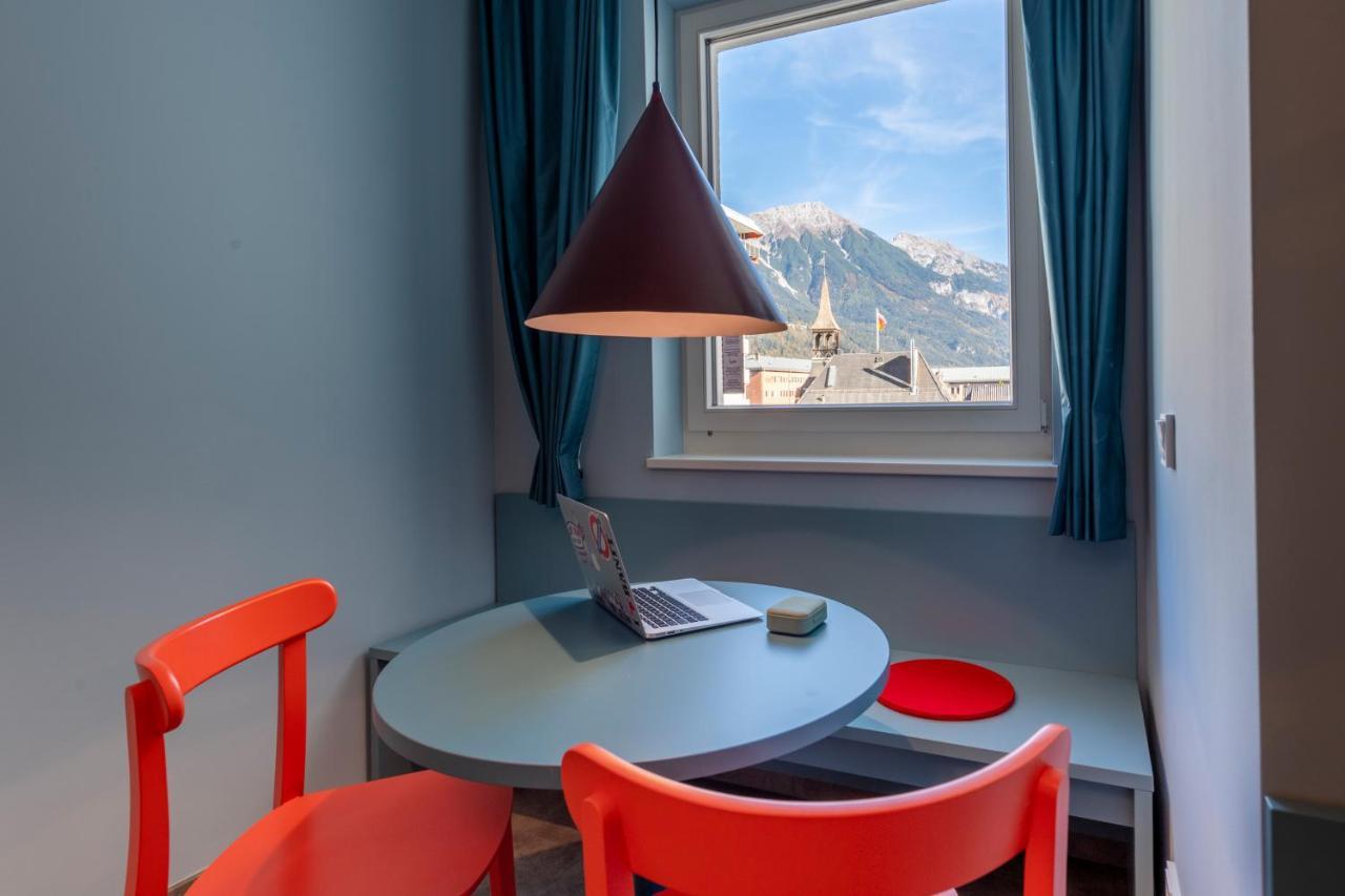 Meininger Hotel Innsbruck Zentrum Exteriör bild